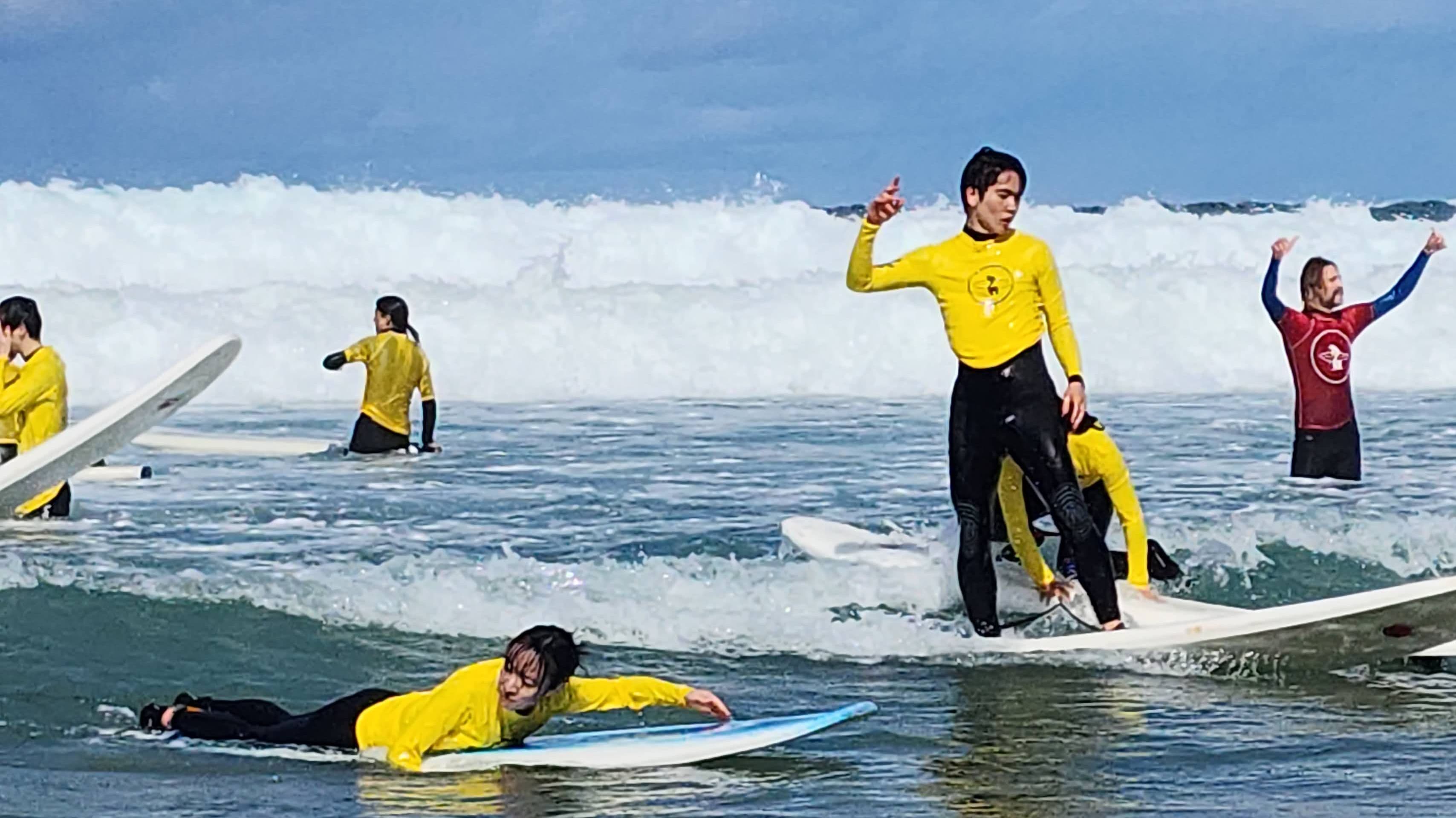 FGL students taking surf lessons and enjoying California beach culture